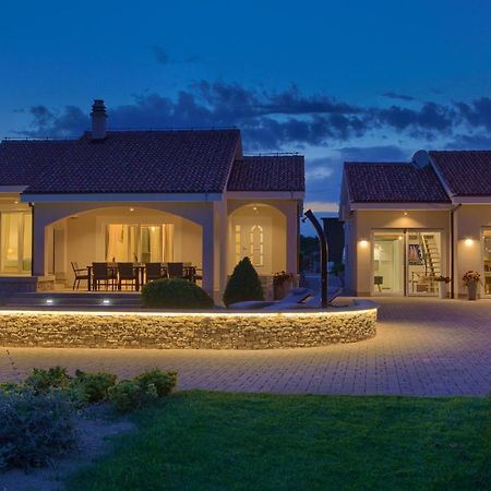 Villa Gardena Vrh  Exterior foto