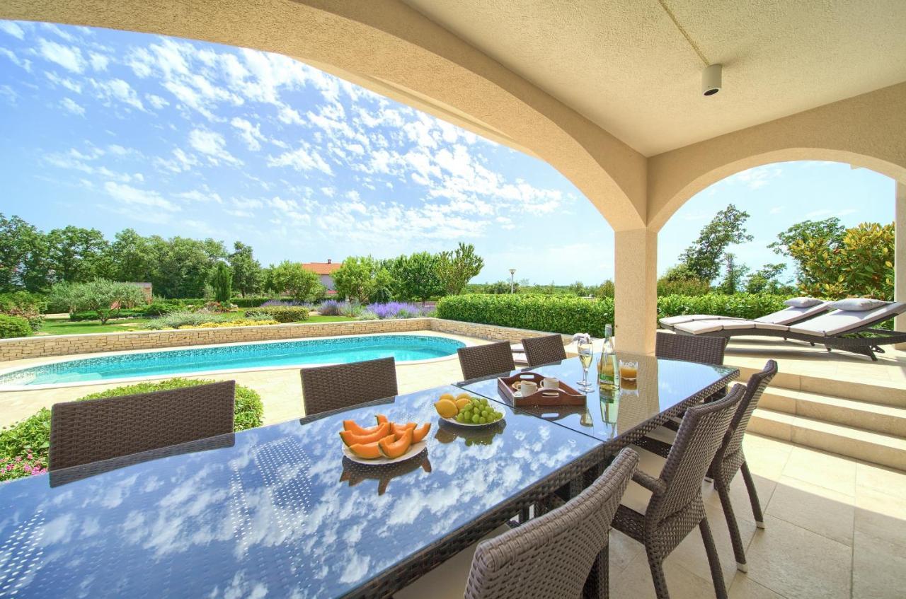Villa Gardena Vrh  Exterior foto