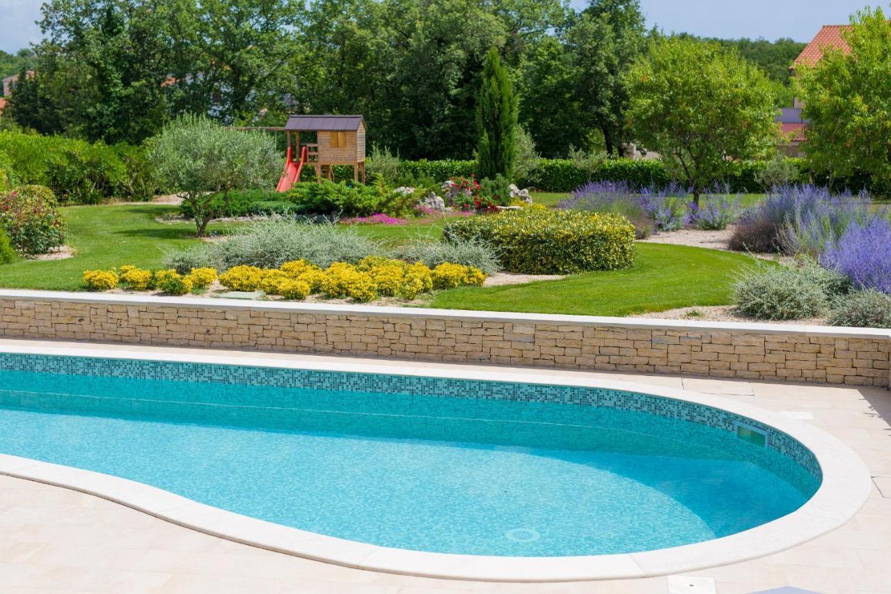 Villa Gardena Vrh  Exterior foto
