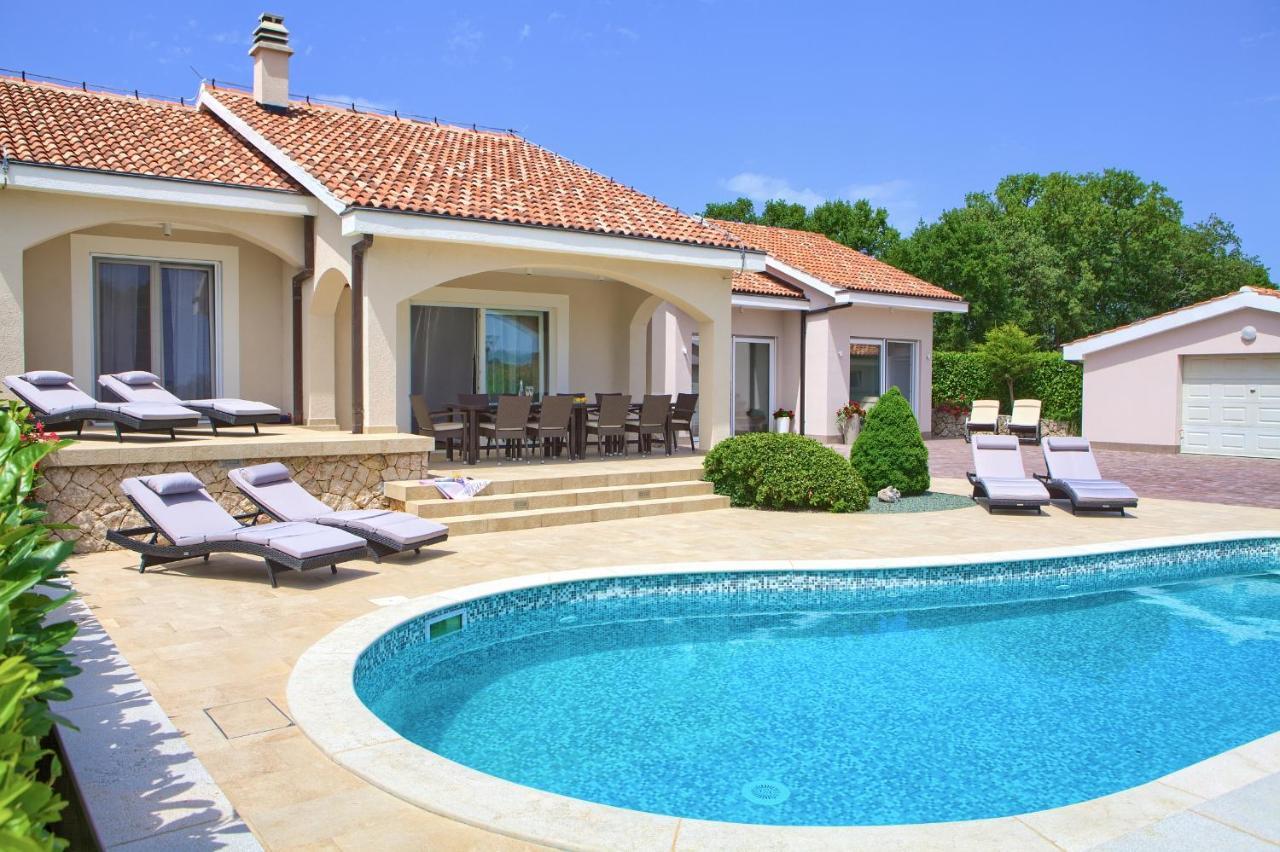 Villa Gardena Vrh  Exterior foto